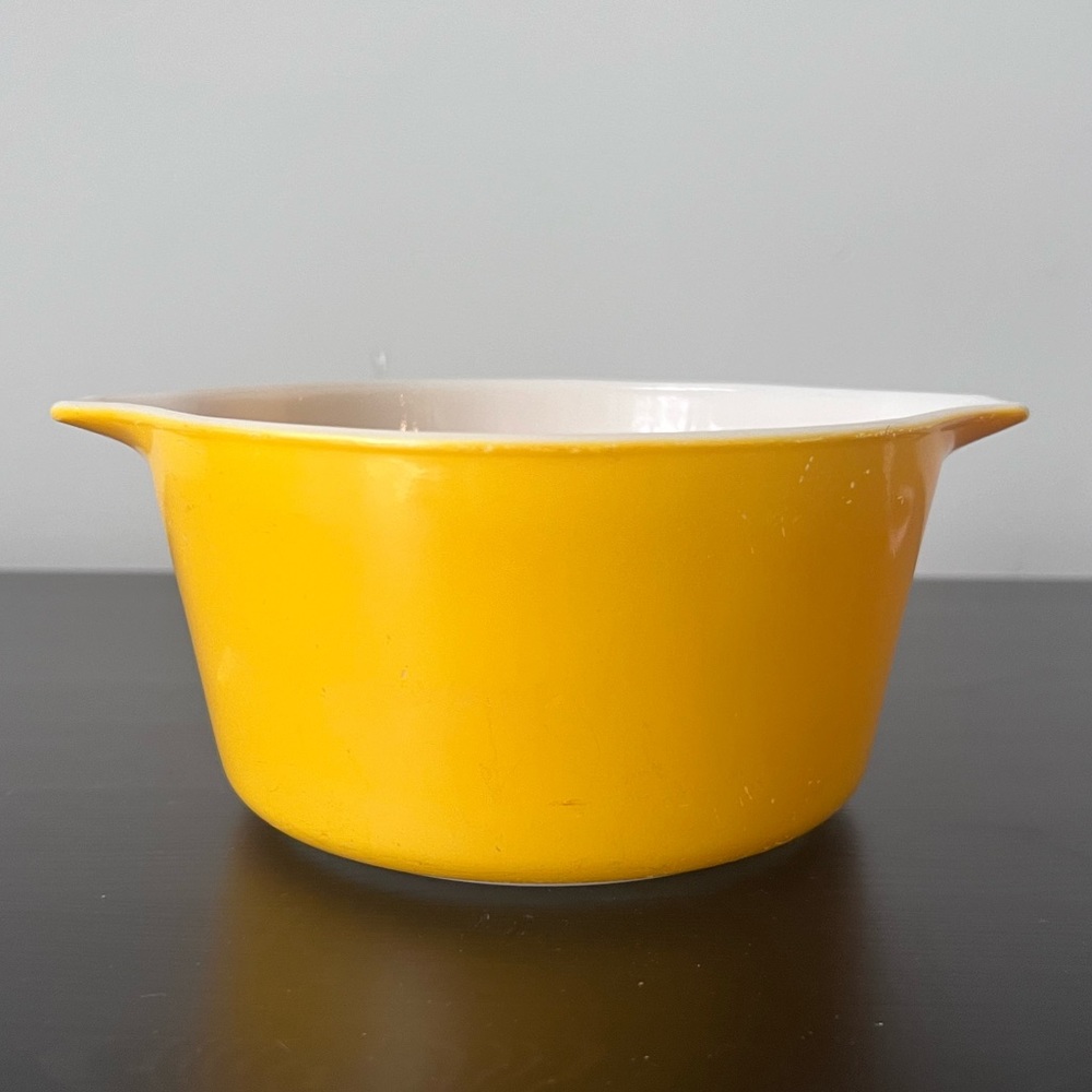 Vintage Pyrex 473 Yellow Casserole 7.5" 1 Quart USA